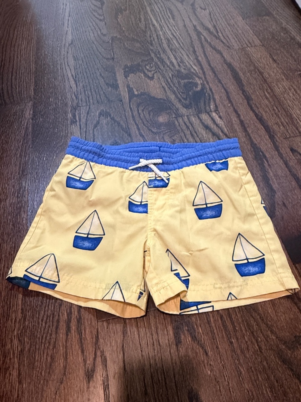 The Beaufort Bonnet Company Yellow Sailboat Swim Shorts Waistband play read